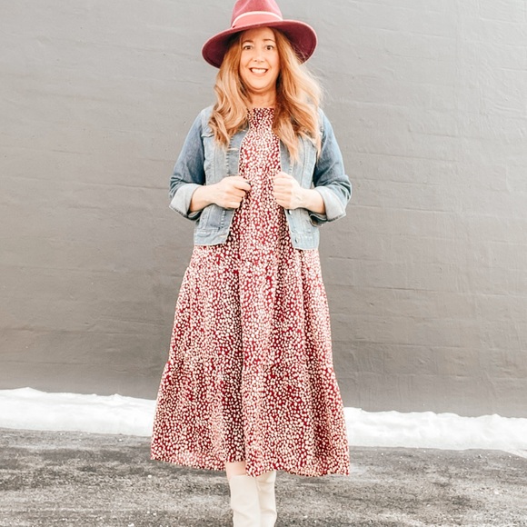 Dark Red Tiered Dress with Puff Sleeve - Picture 2 of 8